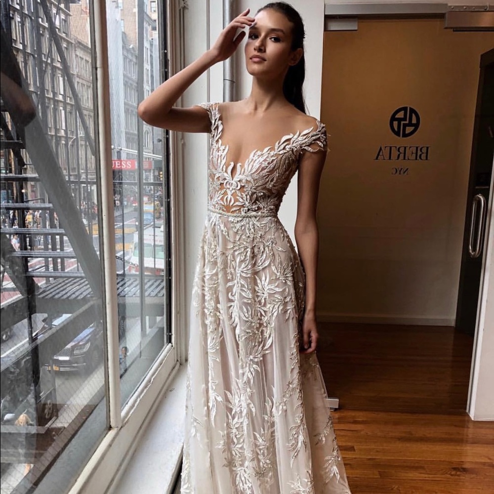 Berta Daphne Wedding Dress Size 6